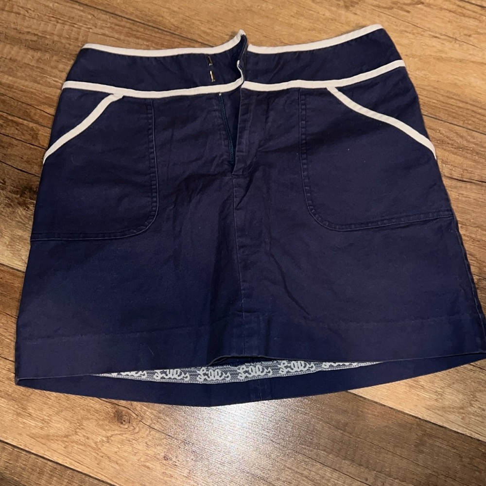 Lilly Pulitzer navy skort